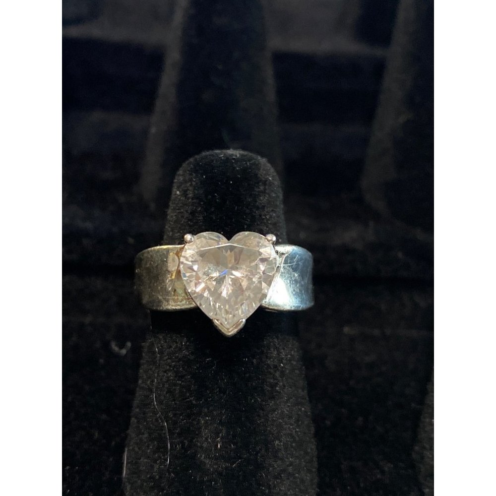 Ring Heart CZ Cubic Zirconia Size 4 Faceted Vintage Jewelry Sterling Silver Stam - Picture 2 of 16